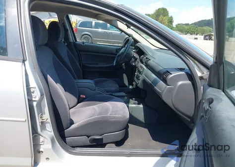 2005 Chrysler Sebring Touring z USA, uszkodzony, nr VIN 1C3EL56R45N637293